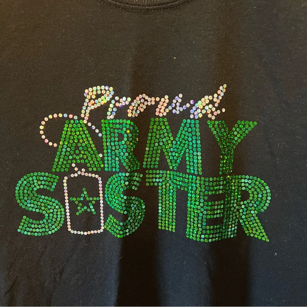 Army sister tee! - Picture 2 of 4